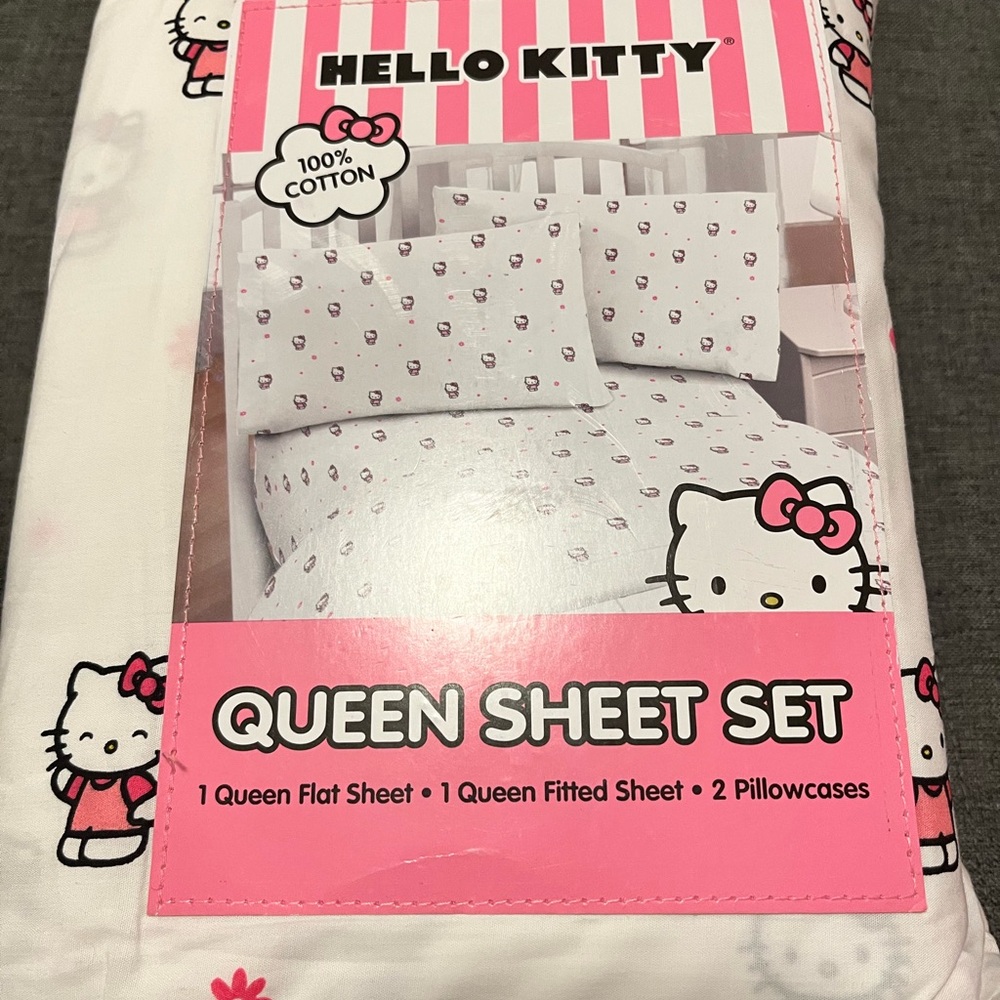 Hello Kitty Queen Sheet Set - Pink and White